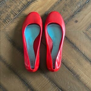 OKA b. Women's Red Ballet Flats